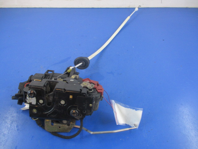 фото №1, Audi a2 8z замок дверь перед правые 8z1837016c 7pin+linka