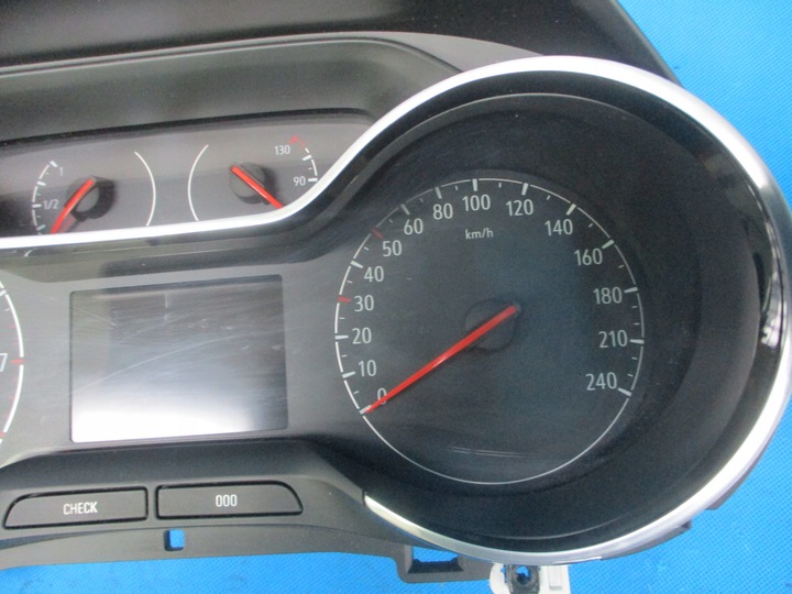 фото №5, Спидометр приборы opel crossland 9831002180