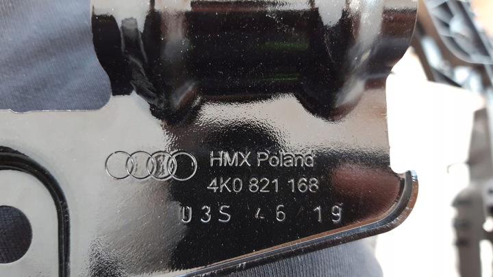 фото №3, Audi a6 c8 4k0821167 кронштейни крила