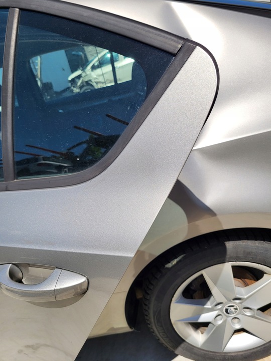 фото №8, Skoda octavia iii 15r двері ліві задні лівий зад hb lf8h