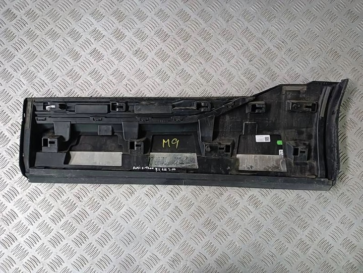 фото №7, A9 audi e-tron планка двері права зад 4ke853970