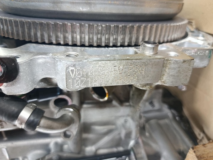 фото №11, Двигун peugeot 3008 ii hn09 10z1am 1.2 гібрид 136km