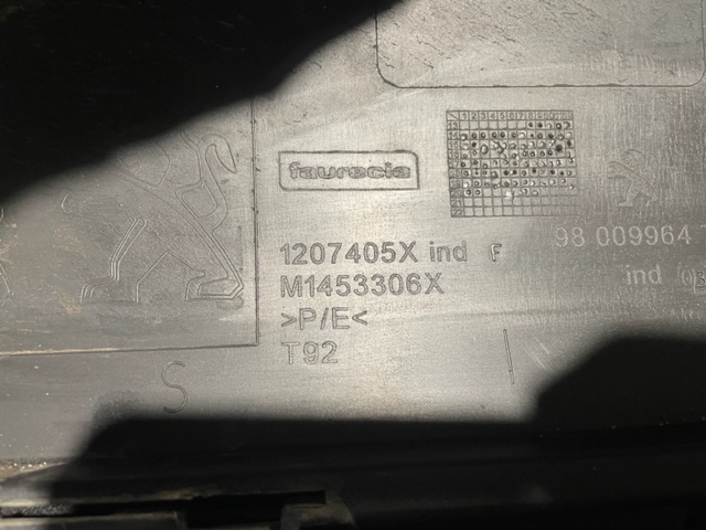 фото №10, Peugeot 308 sw универсал t9 бампер зад 9800996477