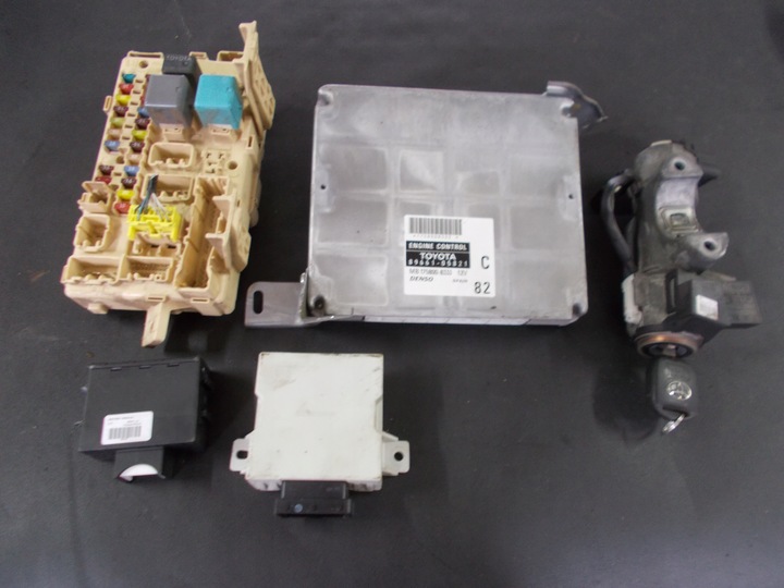 фото №1, Набір стартовий toyota avensis t25 2.2d