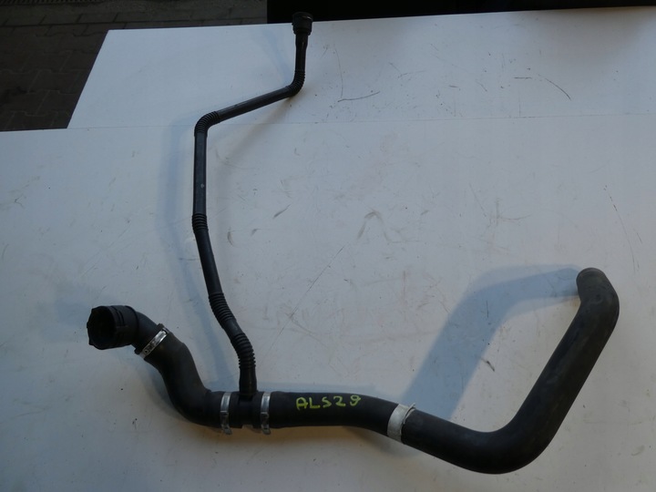 фото №1, Renault master шланг штуцер воды