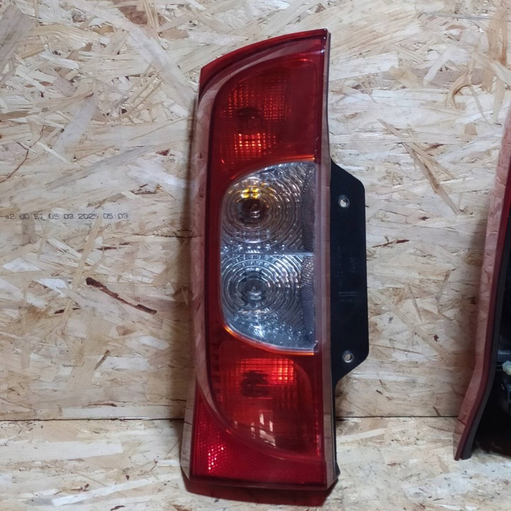 фото №9, Фара левое зад, правое зад fiat fiorino bipper 01353205080e 01353206080e