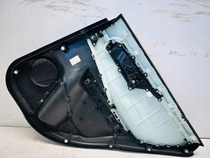 фото №8, Rav4 v боковина оббивка двері задніх лівий зад шкіра біла nić