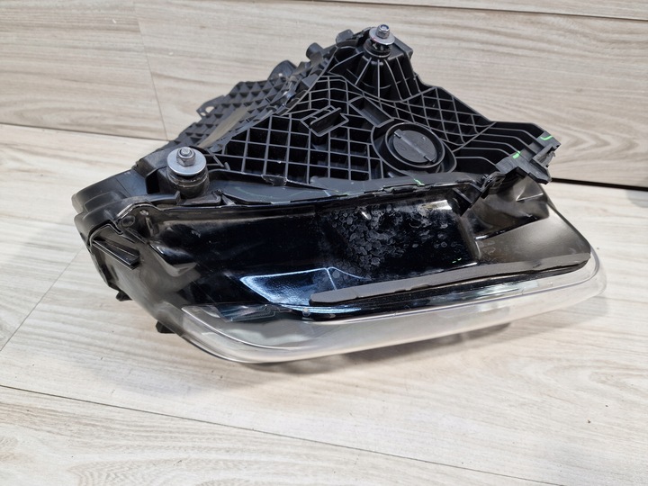 фото №12, Лампа перед левая porsche taycan matrix