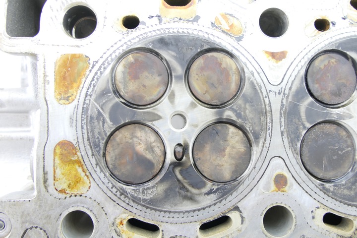 фото №9, Головка левая peugeot 607 land rover discovery iii 2.7 td 4r8q-6c064-ag