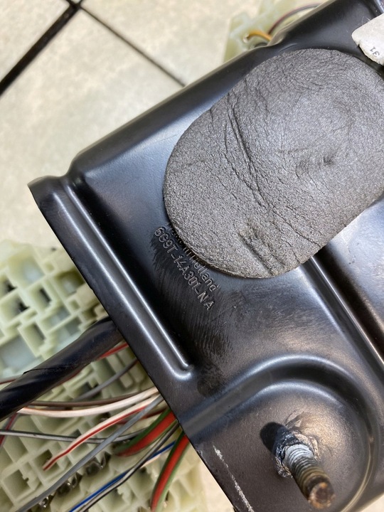 фото №6, Коробка запобіжників mondeo mk4 6g9t14a301na