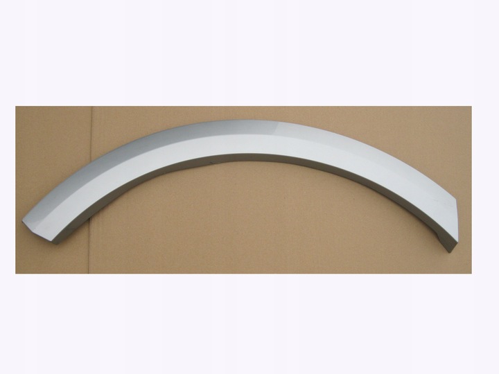 фото №1, Планка правая крыльев зад audi q8 18-22