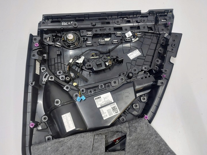 фото №7, Mercedes eqc n293 w293 21r. оббивка боковина двері лівий зад a2937301101