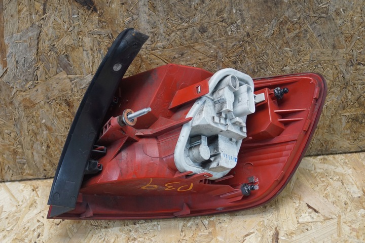 фото №11, Лампа лівий зад audi a6 c6 рестайлінг led універсал