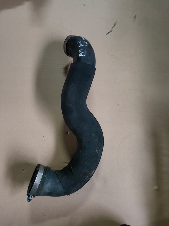 фото №1, Audi a4 b8 1.8tfsi шланг труба inetrcoolera