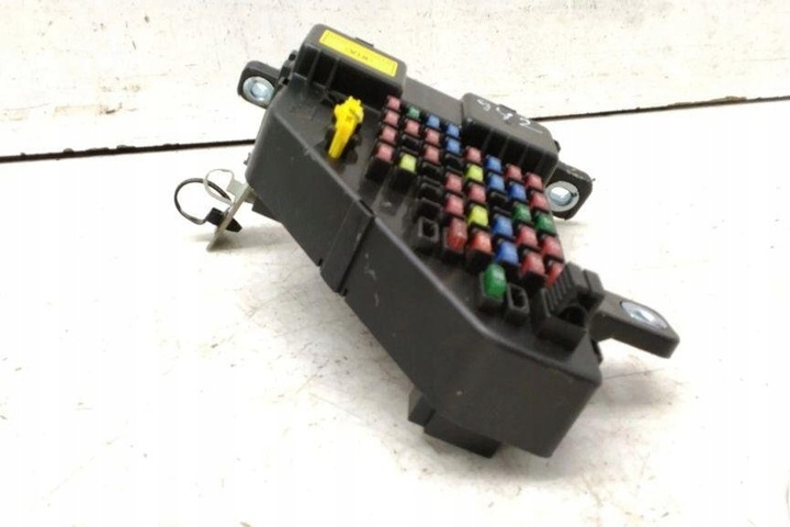 фото №8, Коробка предохранителей kia sportage v nq5 919501f520 2.66l бензин 132kw