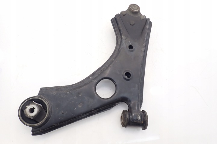 фото №5, Fiat 500l рычаг правые перед переднее