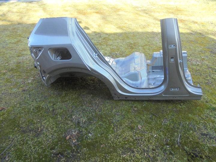 фото №1, Volvo xc40 ii чверть задня права поріг стійка крило