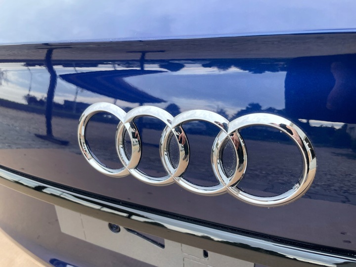 фото №5, Кришка audi q5 рестайлінг 80f w колір lx5h оригінал bez фарбування