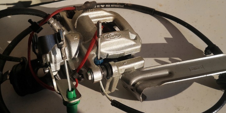 фото №9, Ford transit mk8 супорт задній новий оригінал гальмівні колодки