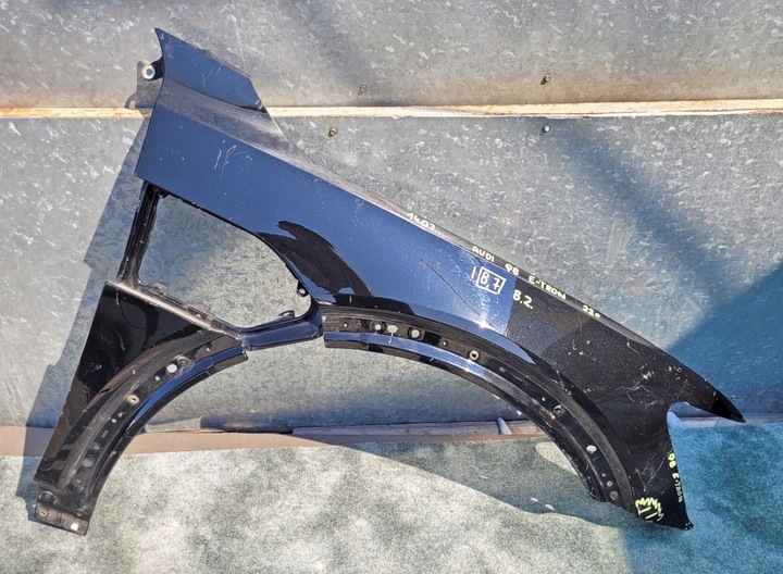 фото №11, Крило переднє лівий / праві перед audi q8 e-tron 2022-