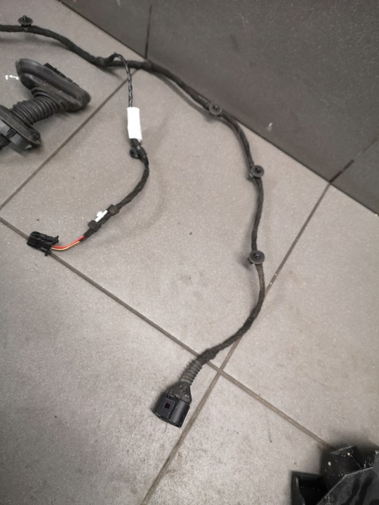 фото №5, Жгут дверь левый зад audi a4 b7 8e0971687h