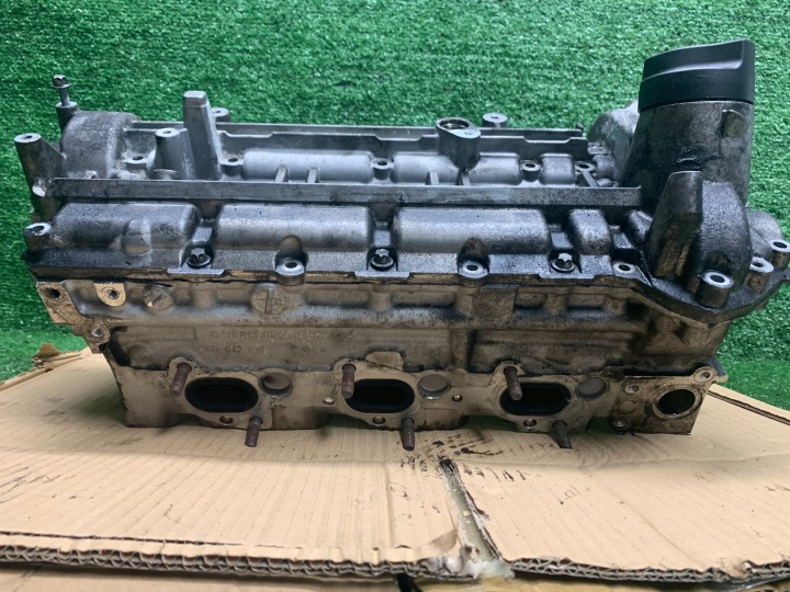 фото №9, Головка двигуна права комплектна вали mercedes w212 w218 w166 3.0 cdi