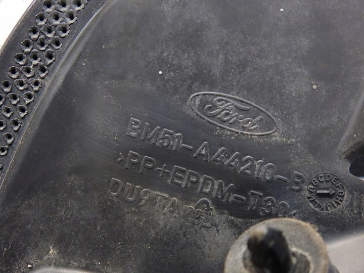 фото №5, Спойлер спойлер кришки зад 5b ford focus mk3 bm51-a44210-b