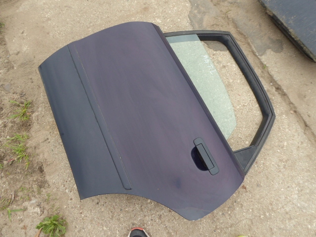 фото №4, Audi a4 b5 дверь зад левый sedan 4d стекло рамка