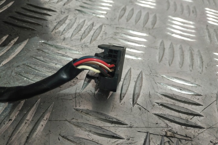 фото №8, Зеркало правые vw golf v 1k1 1k0857934 1.6l бензин 75kw 2005