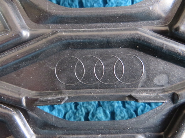 фото №6, Audi q3 83f s line quattro sportback решётка радиатора решётка