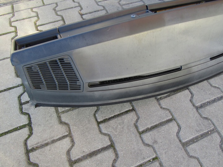 фото №10, 7 mercedes w201 190 панель роздавальна капот консоль чорна з бардачок