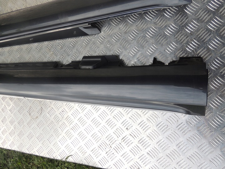 фото №8, Mercedes w205 sedan планка пороговая хром 755