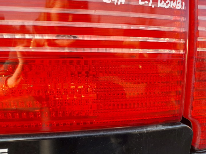 фото №6, Saab 9-5 i рестайлінг лампа праві зад права задня кришка з кришки w кришка багажника універсал