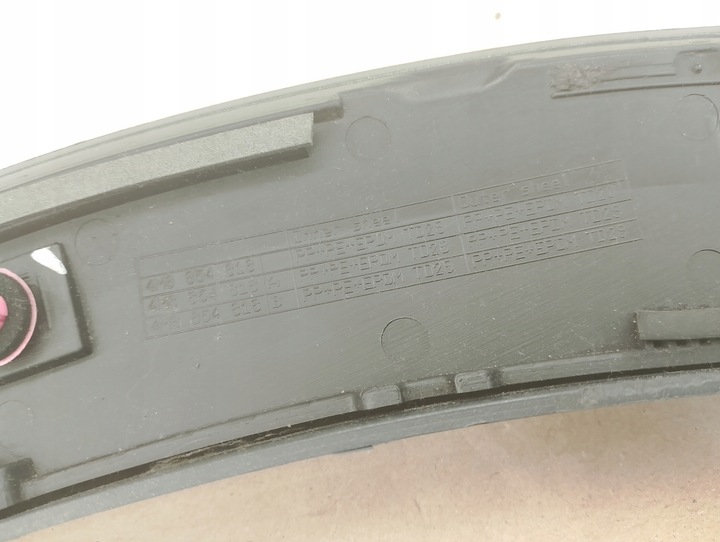 фото №11, Audi q8 4m8 планка накладка крыльев правый зад серп