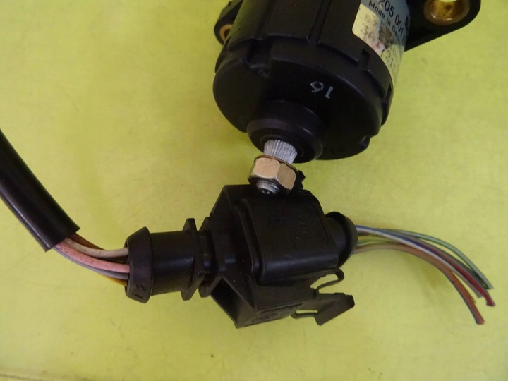 фото №5, Потенціометр газу vwpassat b4 0205001037 nr652