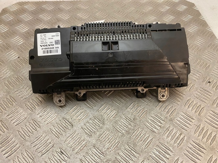 фото №9, Volvo xc90 2017 спидометр / спидометр