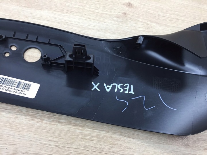 фото №9, Защита боковая сиденья правый перед tesla x