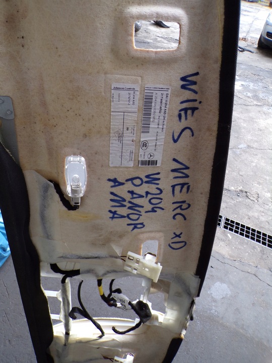 фото №9, Стеля чорна amg mercedes w204 sedan панорама