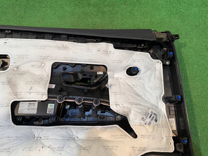 фото №12, Hyundai tucson iv оббивка боковина двері праві перед 82380-n7010