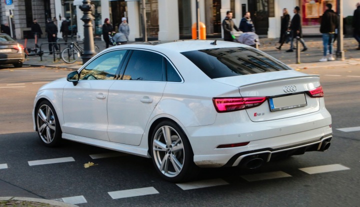 фото №6, Audi a3 s3 8v зразок rs3 sedan спойлер спойлер якість