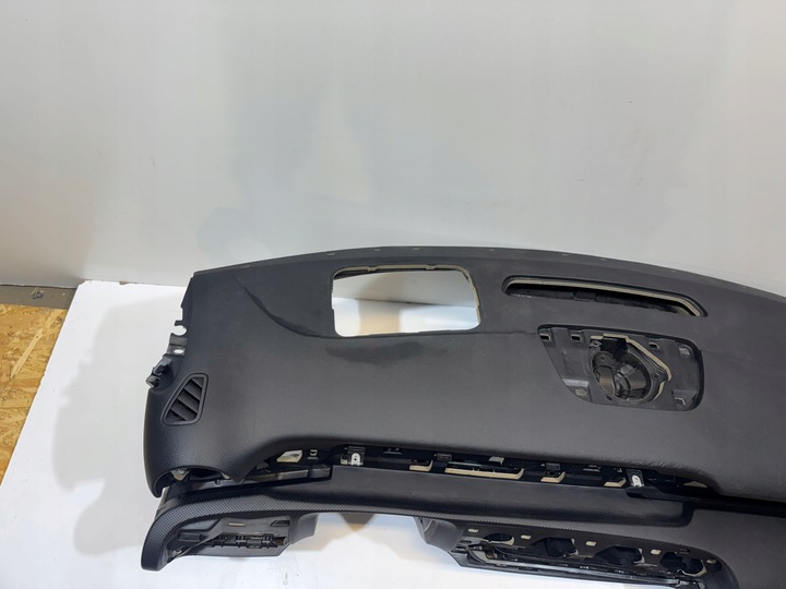 фото №16, Mercedes клас a w177 рестайлінг консоль панель подушка безпеки