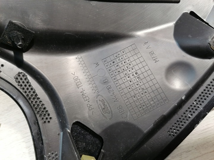 фото №12, Fiesta mk7 спойлер спойлер крышка зад c1bb-a44210-b