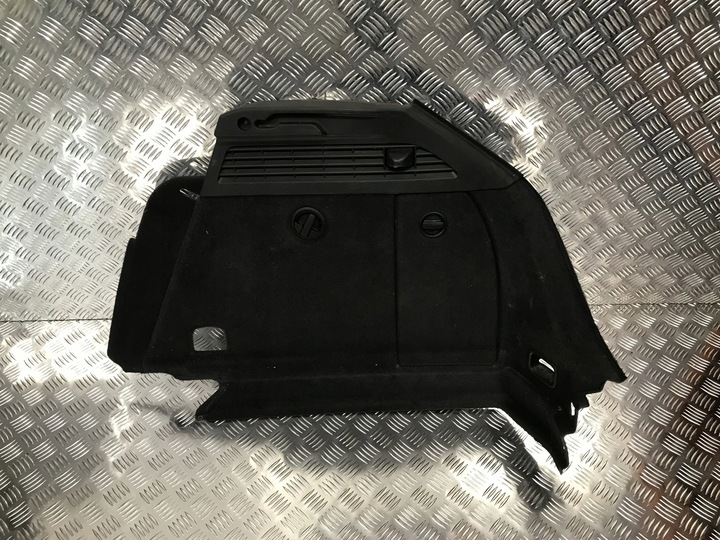 фото №1, Боковина багажника правые audi a3 8v 12- sportback