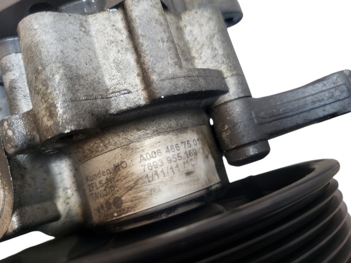 фото №7, Насос гидроусилитель mercedes w204 1.8 cgi a0064667501