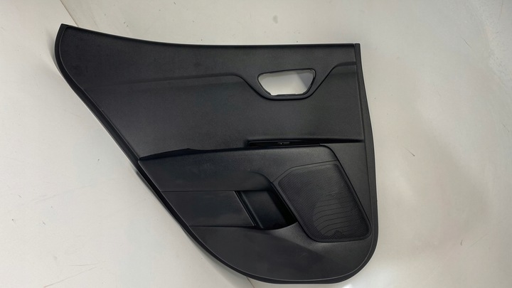 фото №2, Kia stonic боковина обивка дверь левая левый зад 17-22