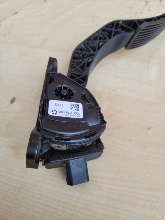 фото №11, Jeep cherokee kk 07-12 2.8 crd педаль газа