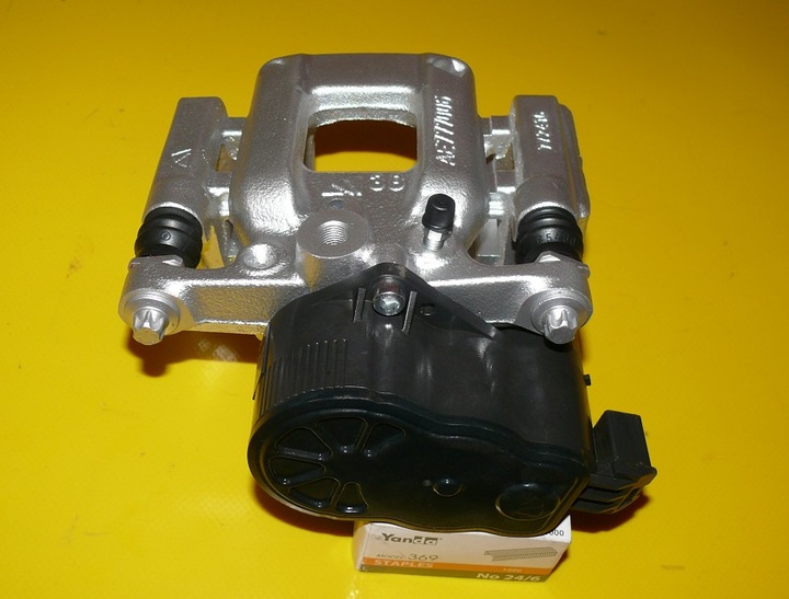 фото №7, Суппорт левый зад citroen picasso c4 ii 2 268/12 13-