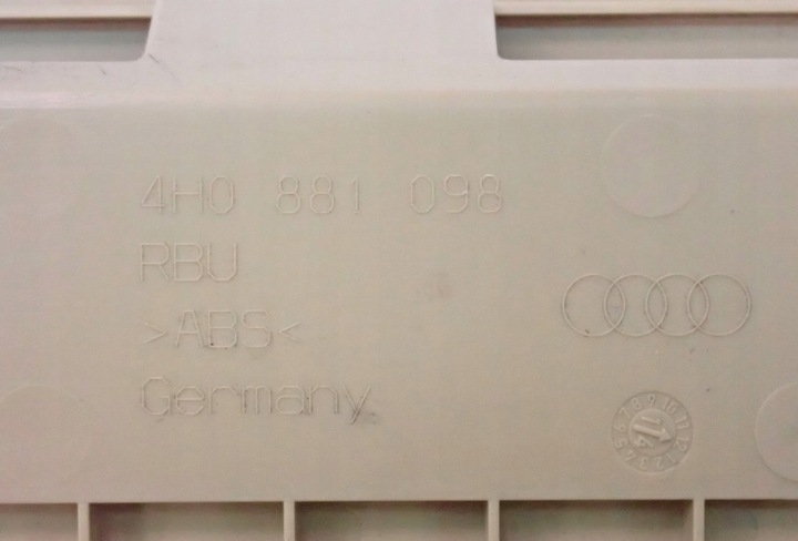 фото №9, Кришка направляючої сидіння 4h0881098 audi a8 s8 d4