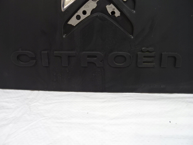 фото №8, Citroen c4 cactus накладка накладка задньої кришки 9801855280