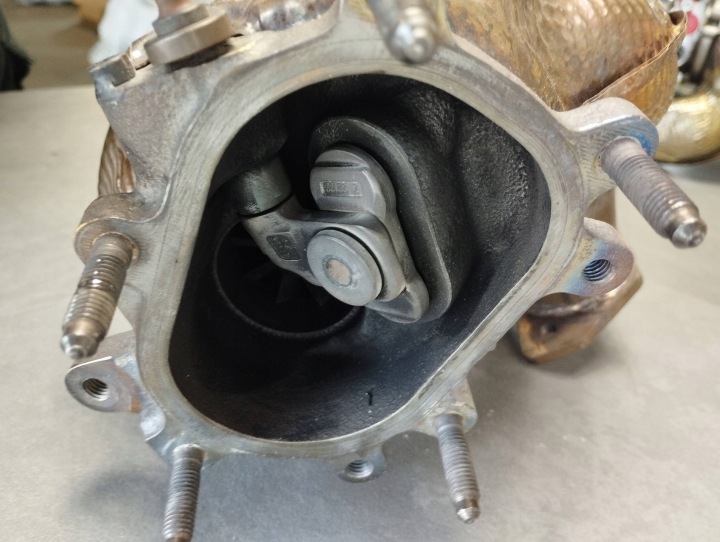 фото №11, Audi a6 s6 c7 4g 4.0 tfsi турбины турбокомпрессора 079145703p 079145704p